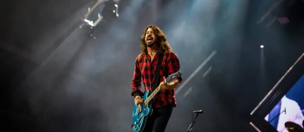 Foo-Fighters-All-Nothing-Tour